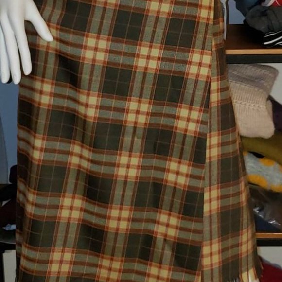 NWT "MADE IN CANADA "wool plaid asymetrical fringed wrap skirt small 6 - Picture 5 of 13